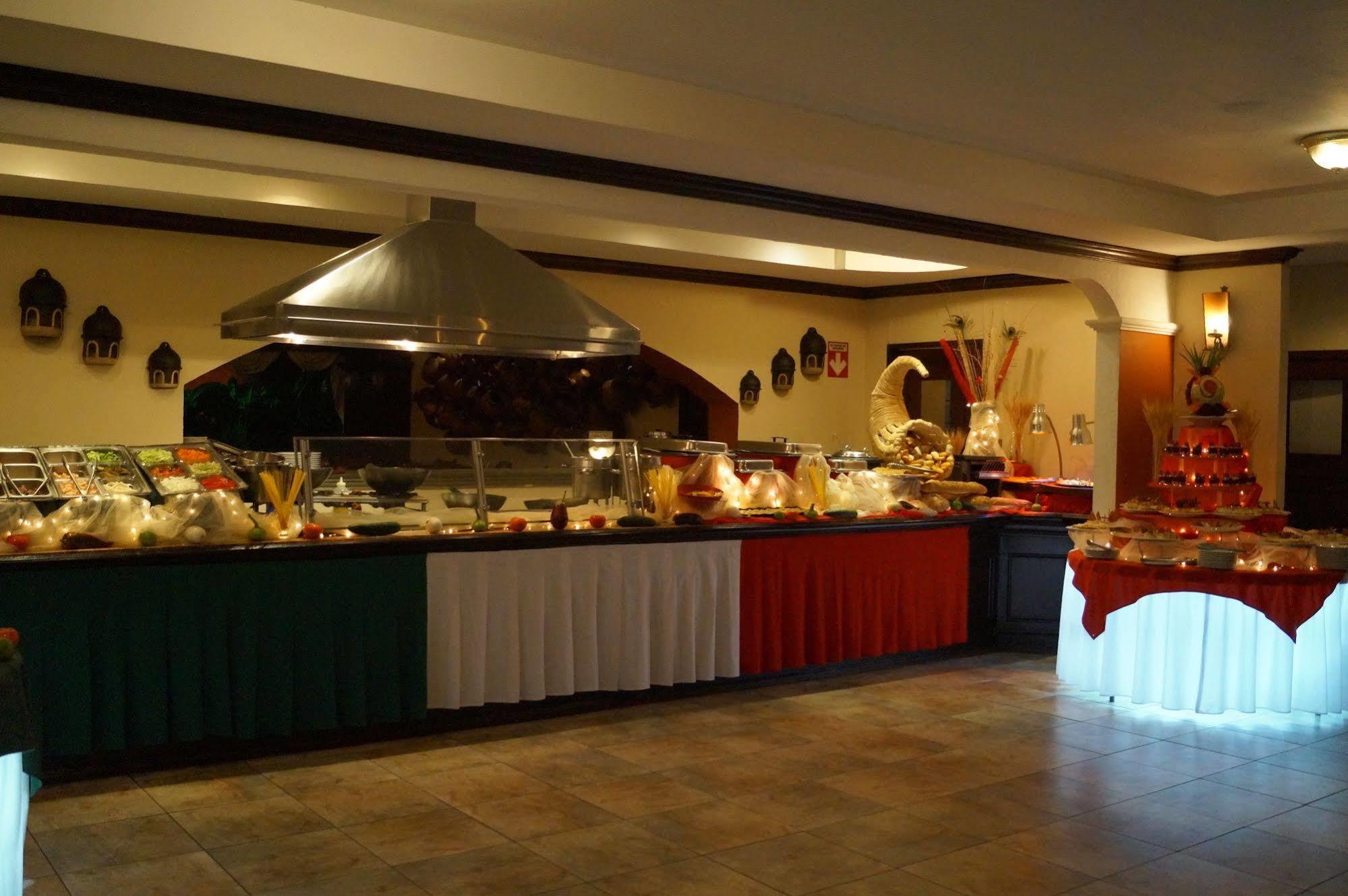 Hotel Soleil La Antigua Extérieur photo