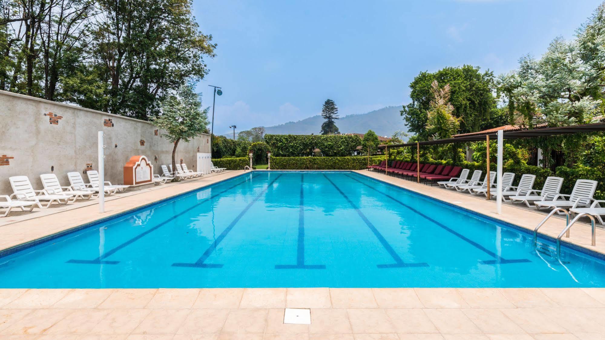 Hotel Soleil La Antigua Extérieur photo
